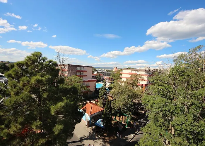 Apartament Menada Midia *