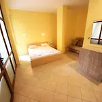 Menada Midia Apartment *