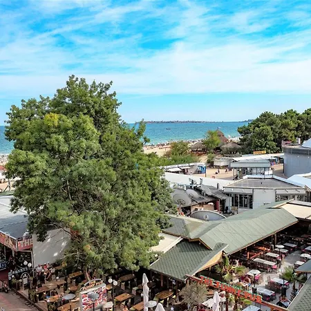 Menada Midia Slantschew brjag