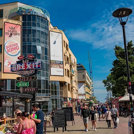 Menada Midia Apartment *