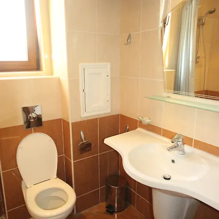 Menada Midia Appartement *