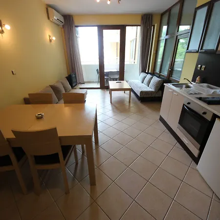 Appartement Menada Midia *