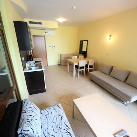 Апартамент менада мидия *