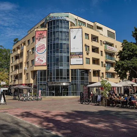 менада мидия