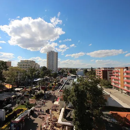 Lejlighed Menada Midia