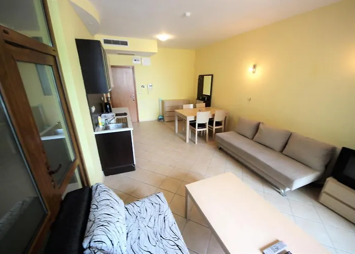 Appartement Menada Midia *