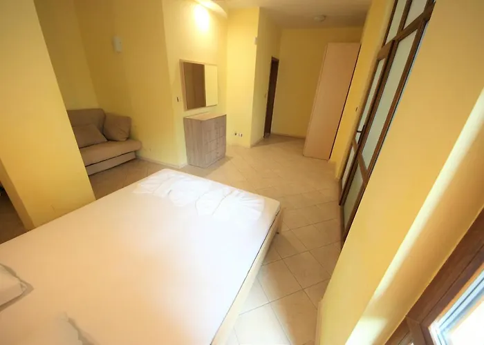 Menada Midia Appartement