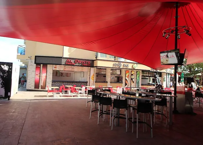 Menada Midia Slantchev Briag